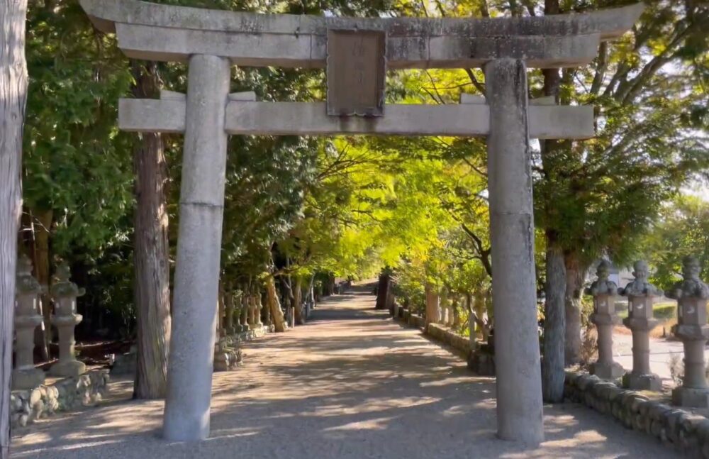 積田神社　鳥居